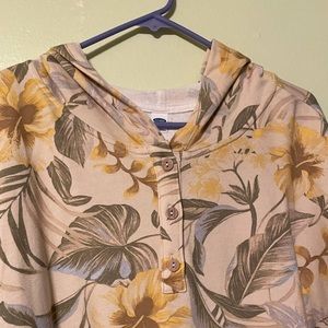 💙💙💙 Women’s old navy floral sweatshirt.